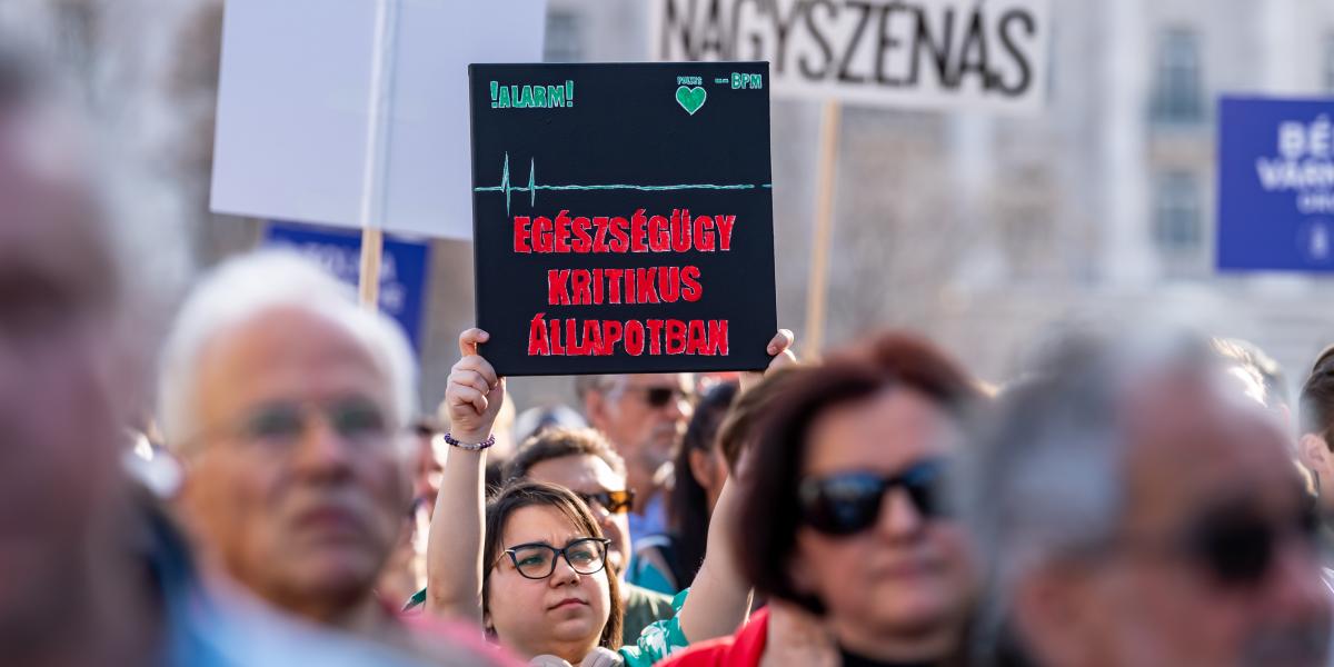 Az egészségügy és az oktatás válsága, illetve a beruházások bizonytalansága együttesen egy olyan modellt rajzolnak ki, amely kifulladni látszik