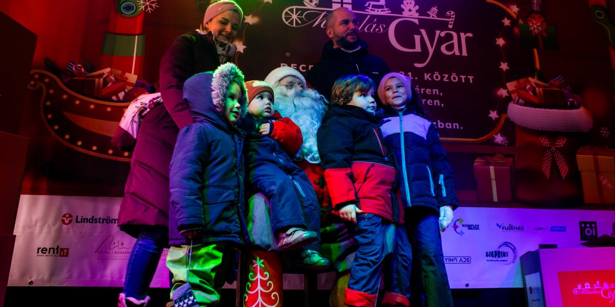 Elstartolt a MikulásGyár, programokkal várják az adományozókat