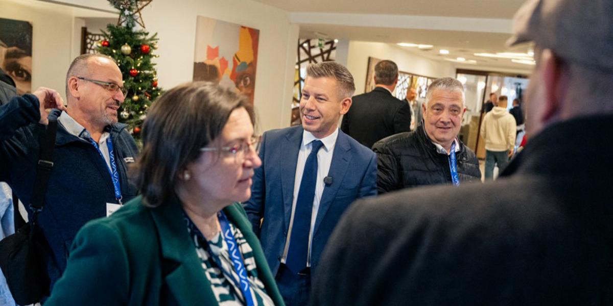 Magyar Péter Balatonfüreden december 9-én 