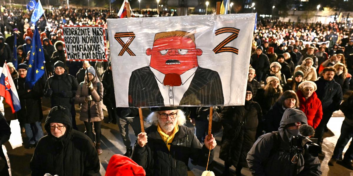 A szlovák büntető törvénykönyv módosítását az ellenzékiek a demokrácia leépítésének tekintik