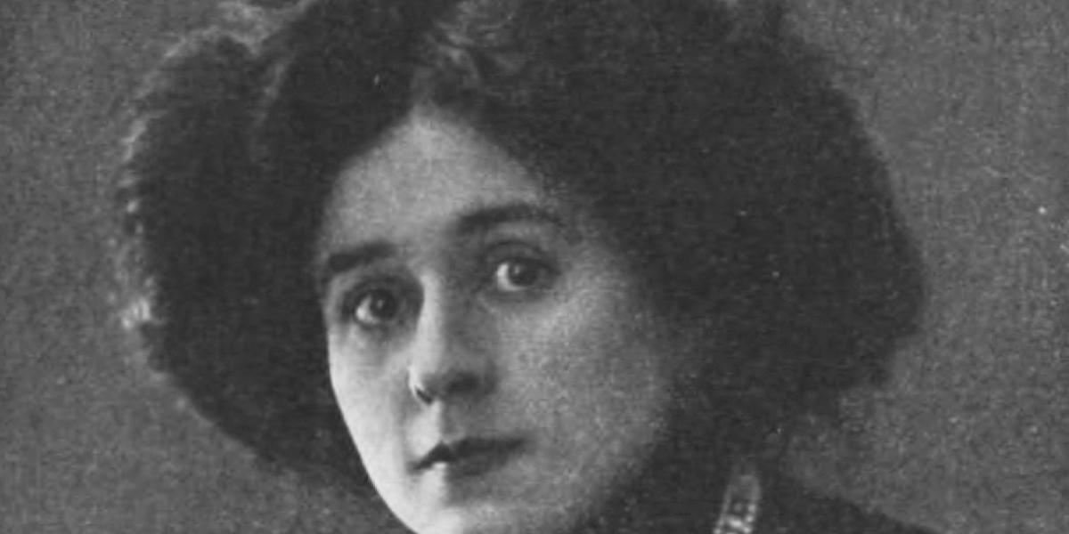 Török, avagy Puskás May, Korytowski estélyeinek házigazdája, Puskás Tivadar lánya