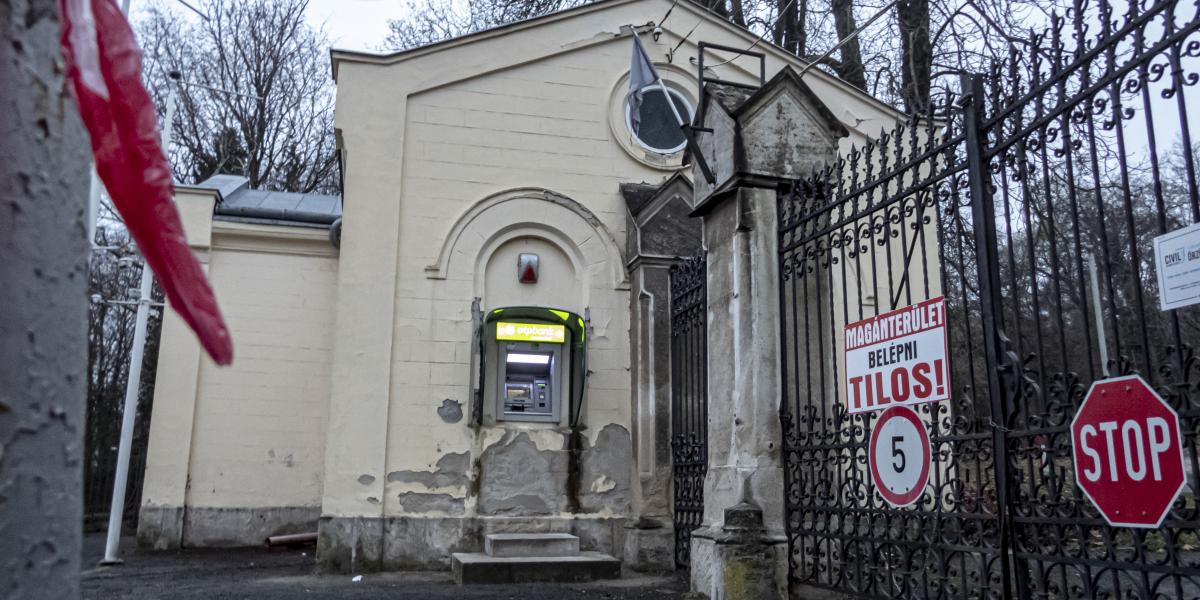 Egy kapavágás sem történt, de 1,3 milliárdot már elköltöttek