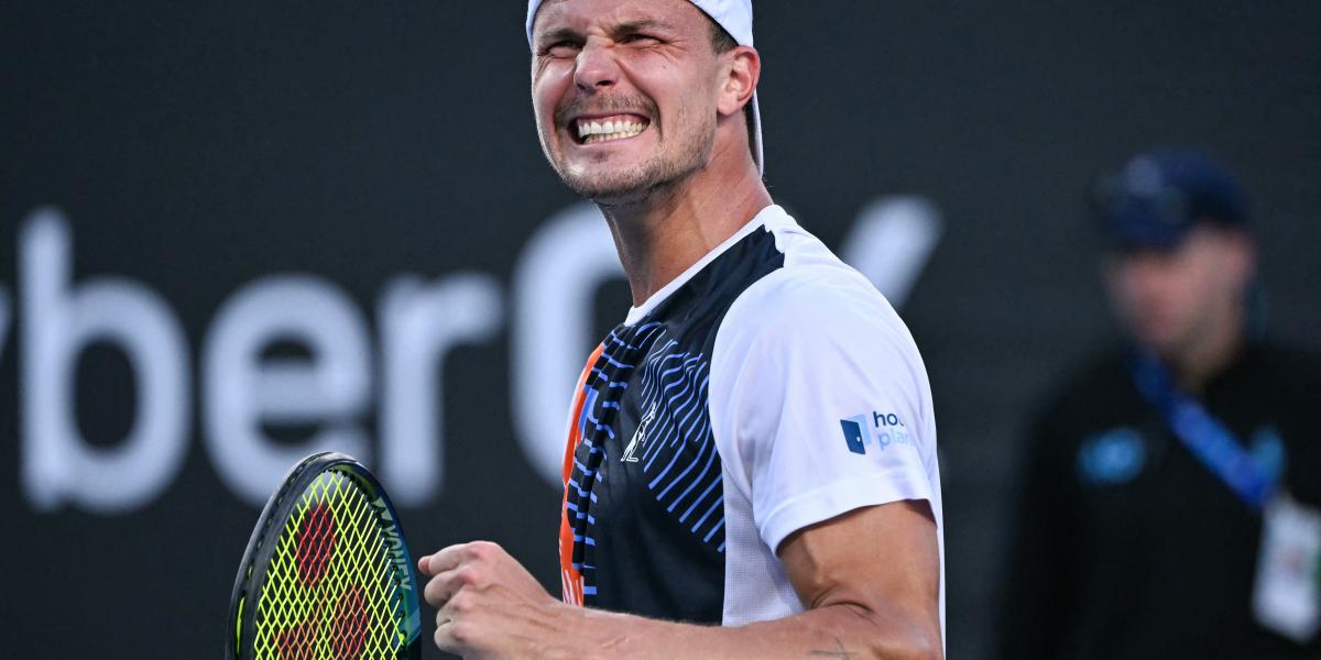 Csak az első játszmában volt nehéz dolga a magyar teniszezőnek