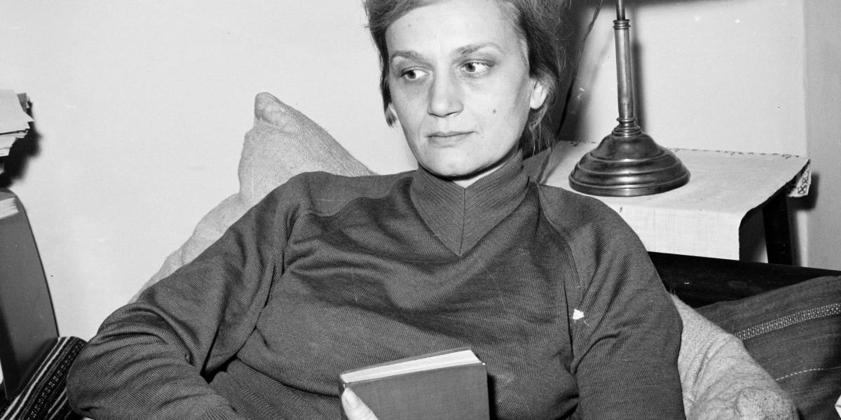 Nemes Nagy Ágnes a hallgatás éveit tekintette bukásnak, ugyanakkor a korábban megszületett szövegei később is vállalhatók maradtak