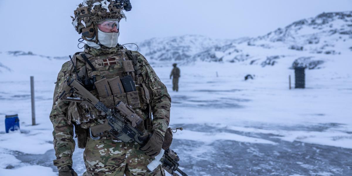 Összefogás a jégmezőkön. Svéd katona grönlandi gyakorlaton