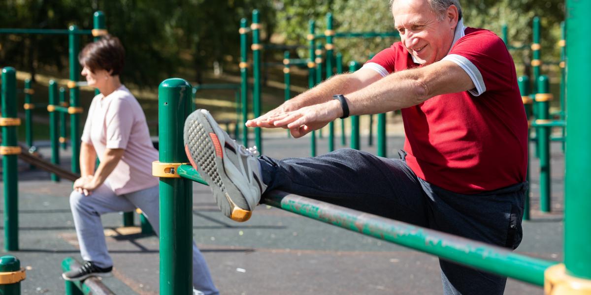A testi egészség megőrzésére is tudatosan kell ügyelniük az öregedőknek