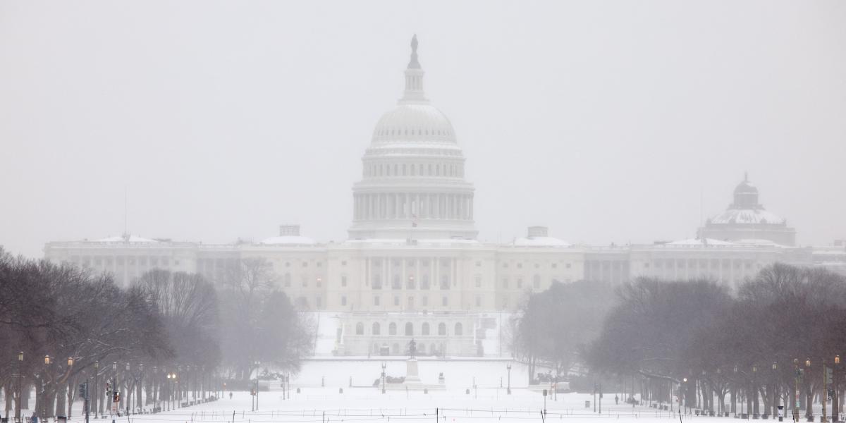 Havazás a Capitolium épületénél Washingtonban 2026. január 25-én.