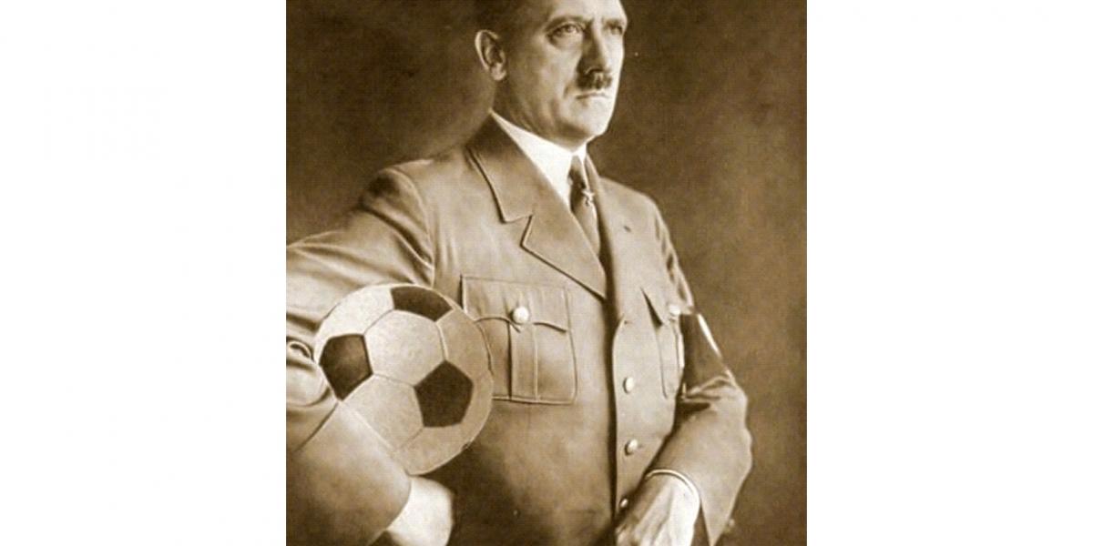 Nézz rá, nyájas
olvasó: Adolf
sokkal inkább
olyan mint
Alberich, a törpe
Wagner úrnál,
aki persze Adolf
kedvence volt