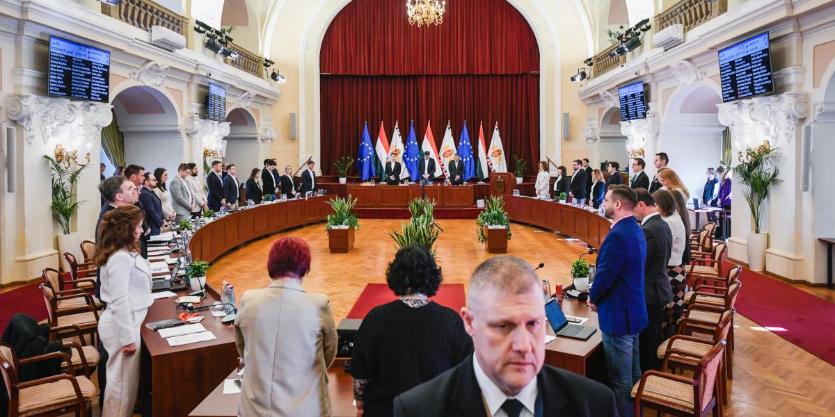 A Fővárosi Közgyűlés február 25-én.