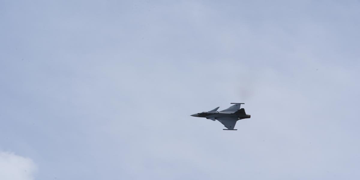  Illusztráció az F16-os vadászgépről repülés közben.