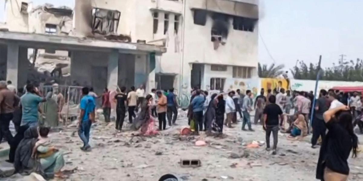 A leányiskola romjai február 28-án 