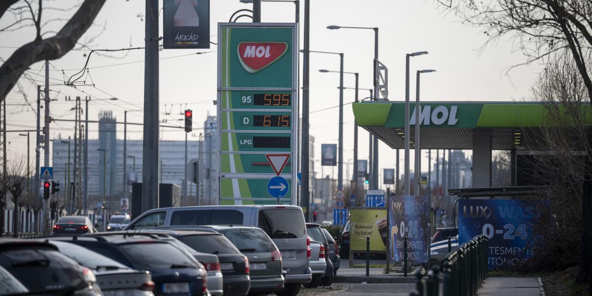 Éppen csak életbe lépett az ársapkarendelet, máris szükség volt „finomhangolásra”