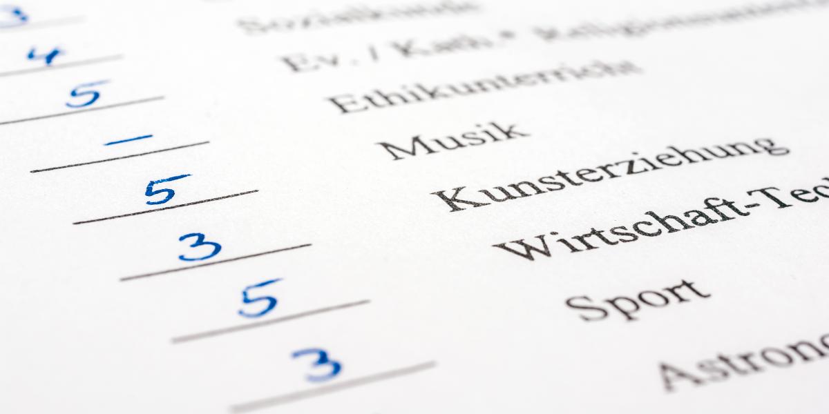 A bécsi iskola nagy vívmánya, hogy itt a
gyereket nézik. Vannak persze osztályzatok
is, de nem ezeken múlik minden