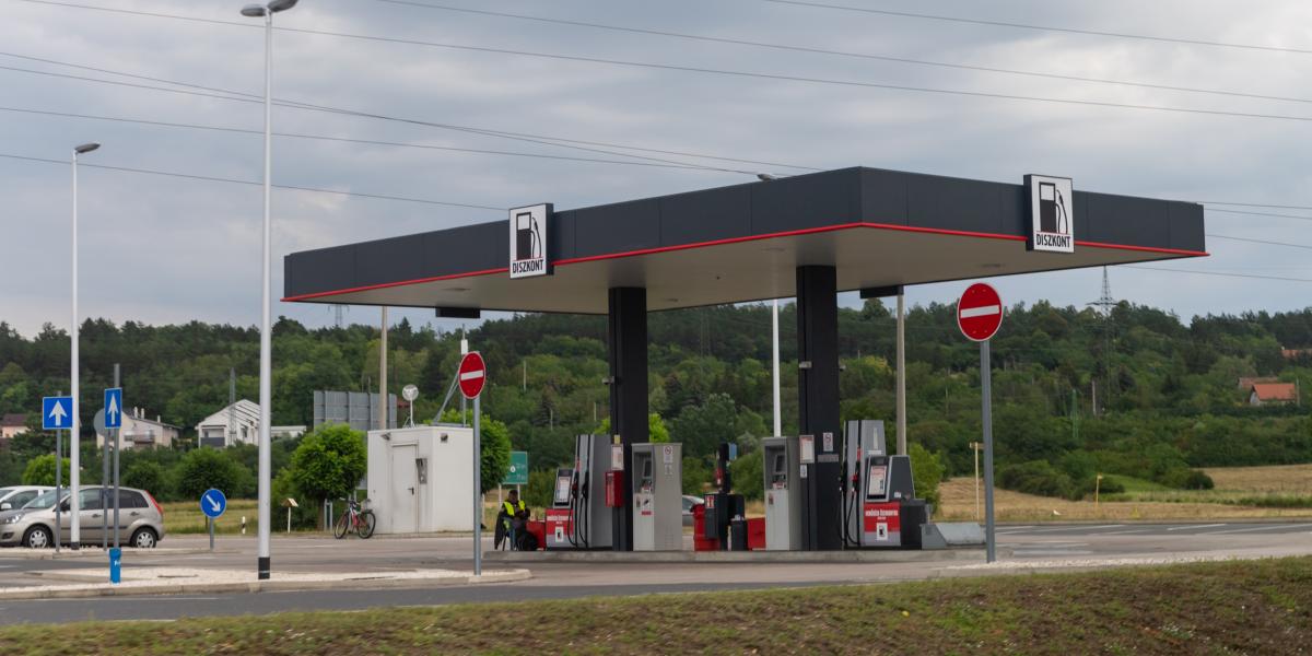 A kis kutaknak a stratégiai készletek 35 forintos árrésével is veszteséges az üzemeltetés