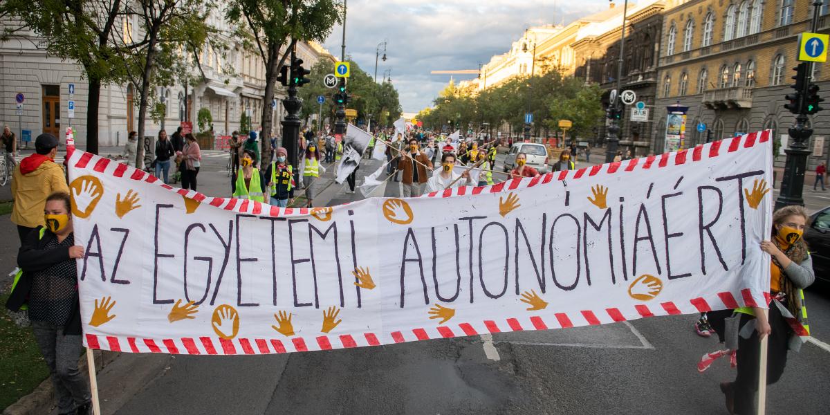 Az egyetemek politikai megszállását sikerült elérnie a Fidesznek