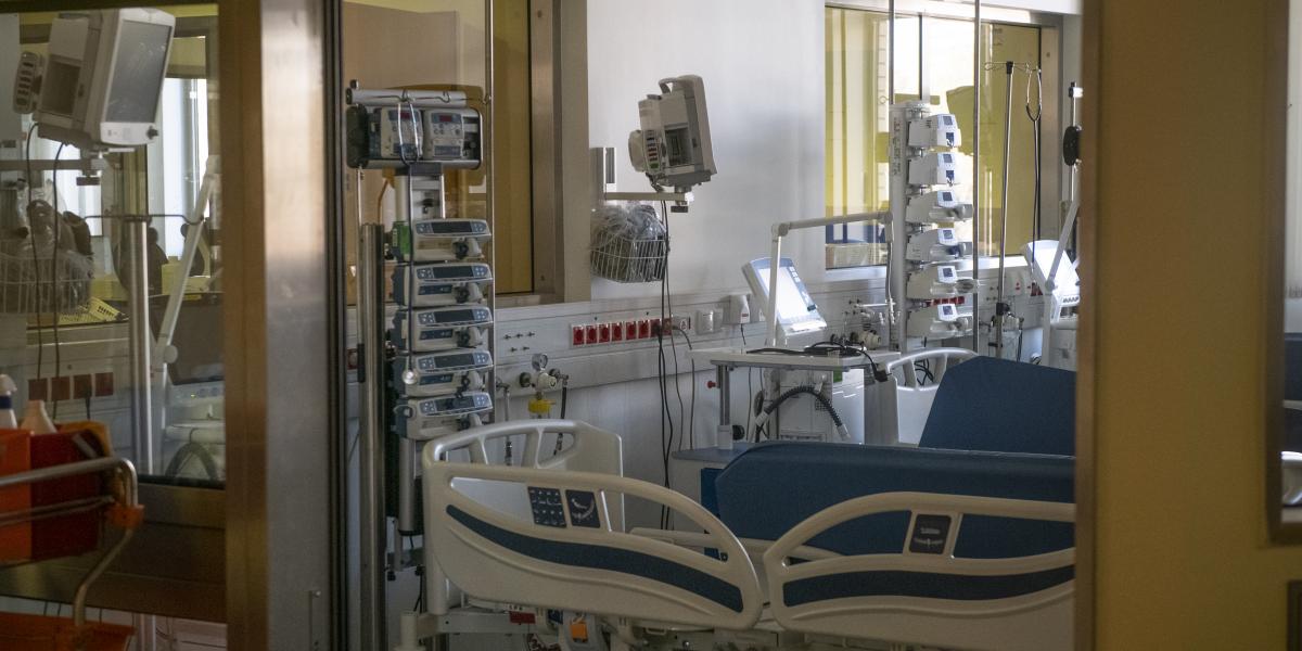 Padlón a finanszírozás: az év utolsó hónapjaiban átlagosan havi 8 milliárd forinttal nőtt a szektor adóssága