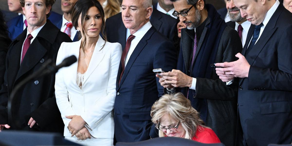 Milliárdosok (Zuckerberg, Bezos, Pichai, Musk) Trump beiktatásán – nem érzik át a mérhetetlen vagyonhoz kapcsolódó óriási felelősséget 