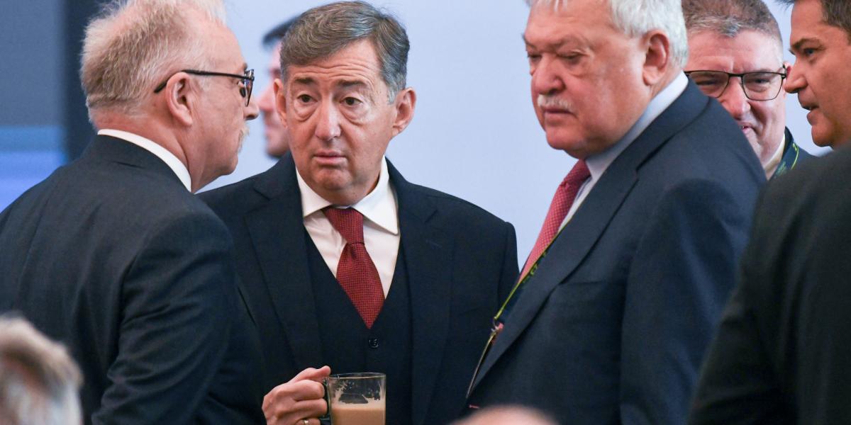 Hernádi Zsolt, Mészáros Lőrinc és Csányi Sándor - Korábbi felvétel 