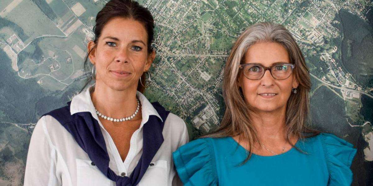 Thumáné Kauzál Melinda, Piliscsaba polgármestere és Juhász Andrea a jegyző kinevezésekor, 2024-ben 