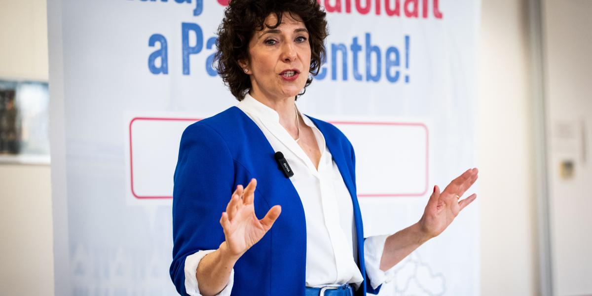 Dobrev Klára szerint pártja példát mutat felelősségből