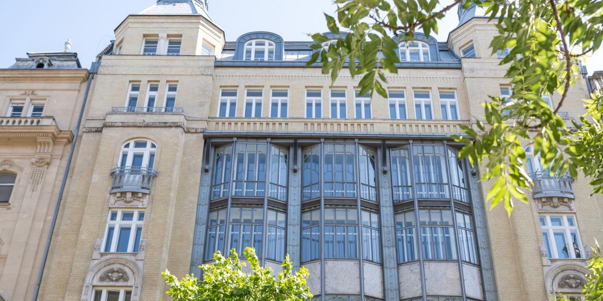 A HUN-REN székháza