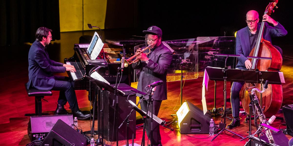 Akinmusire játékában ott volt a jazz múltja, jelene, sőt azt is hallottuk, merre tart majd a jövőben