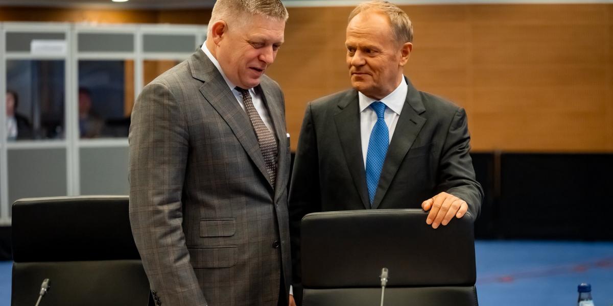 Donald Tusk megkönnyebbülésének adott hangot az oroszbarát politikusok eltűnése miatt, ám Fico még nem távolodott el végleg Moszkvától
