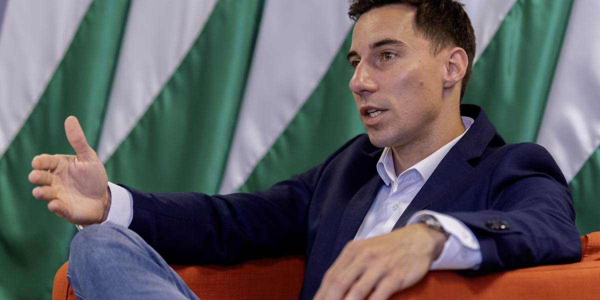Radnai Márk a múlt héten jelentette, be, hogy új társadalmi egyeztetési platformot indítanak Közhang néven