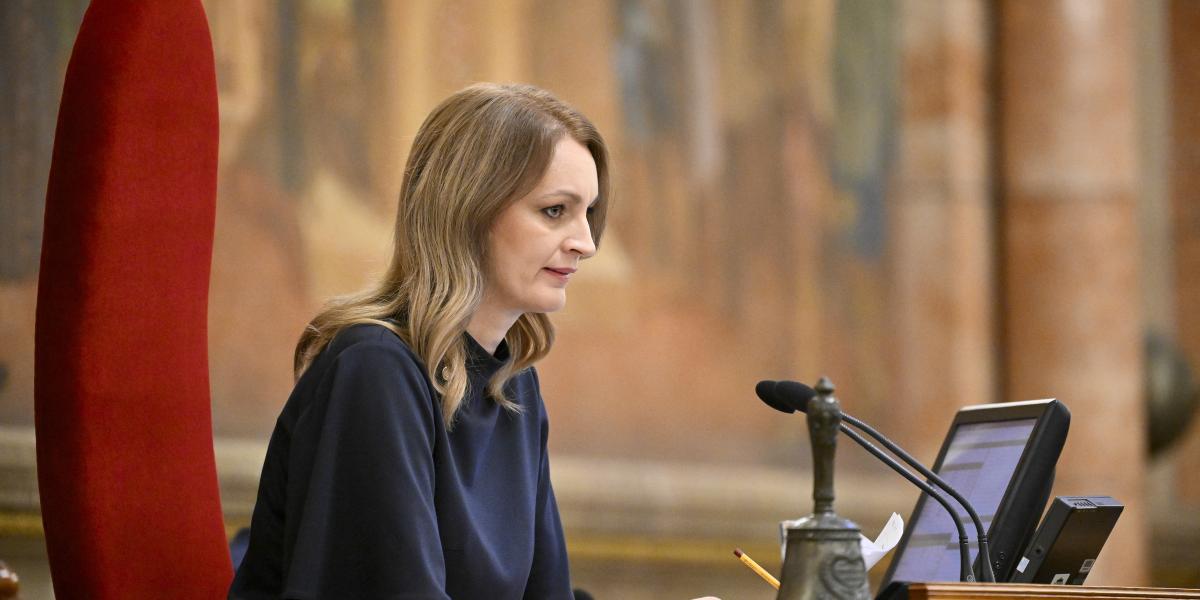 Forsthoffer Ágnes, az Országgyűlés elnöke az Országgyűlés plenáris ülésén