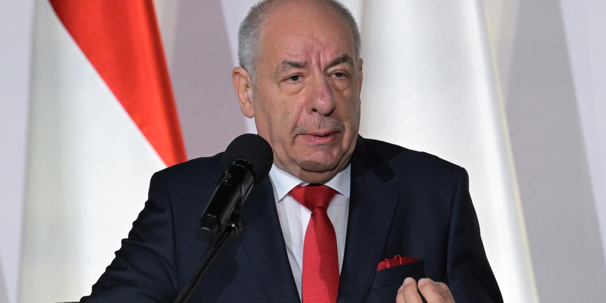 Korábbi felvétel 