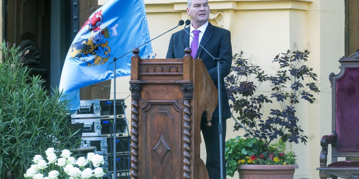 Botka László - Korábbi felvétel 