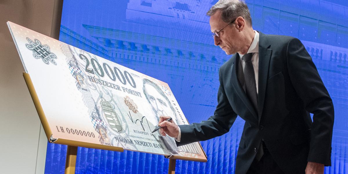Varga Mihály kézjegye a bankon és a bankón