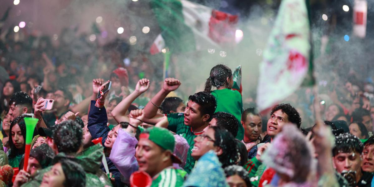 Mexikói szurkolók 2026. június 30-án