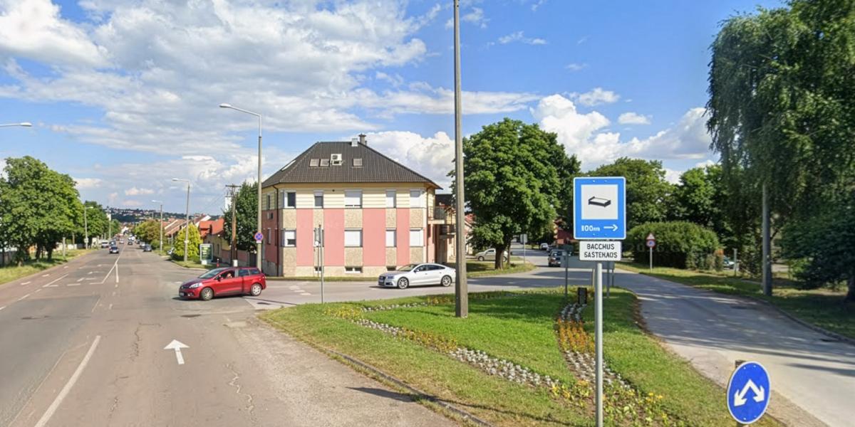 A terület. Ide tervezik a kettős keresz­tet − nem mindenki örömére