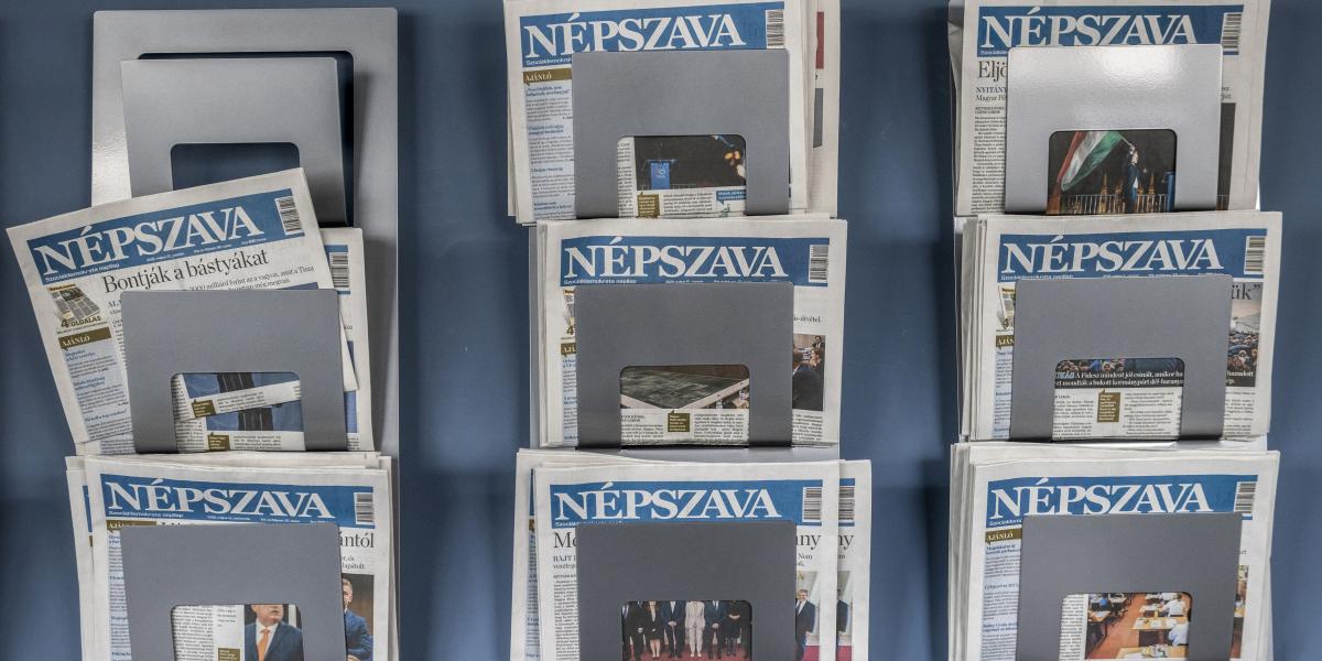 A Népszava utolsó lapszámai. A nyomtatott napi sajtó bástyái is ledőlnek