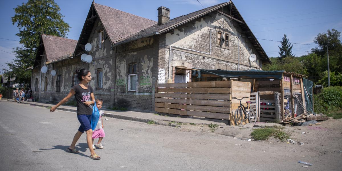 Megmagyarázhatatlan jelenségek történtek a KSH szegénységi adataiaval a kutató szerint