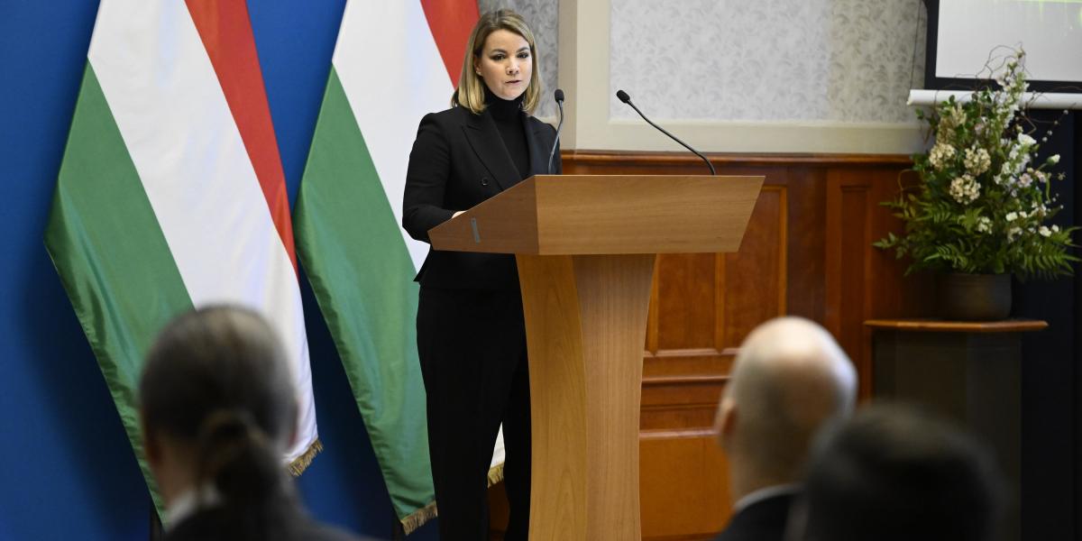 Jakab Zsófia - Korábbi felvétel 