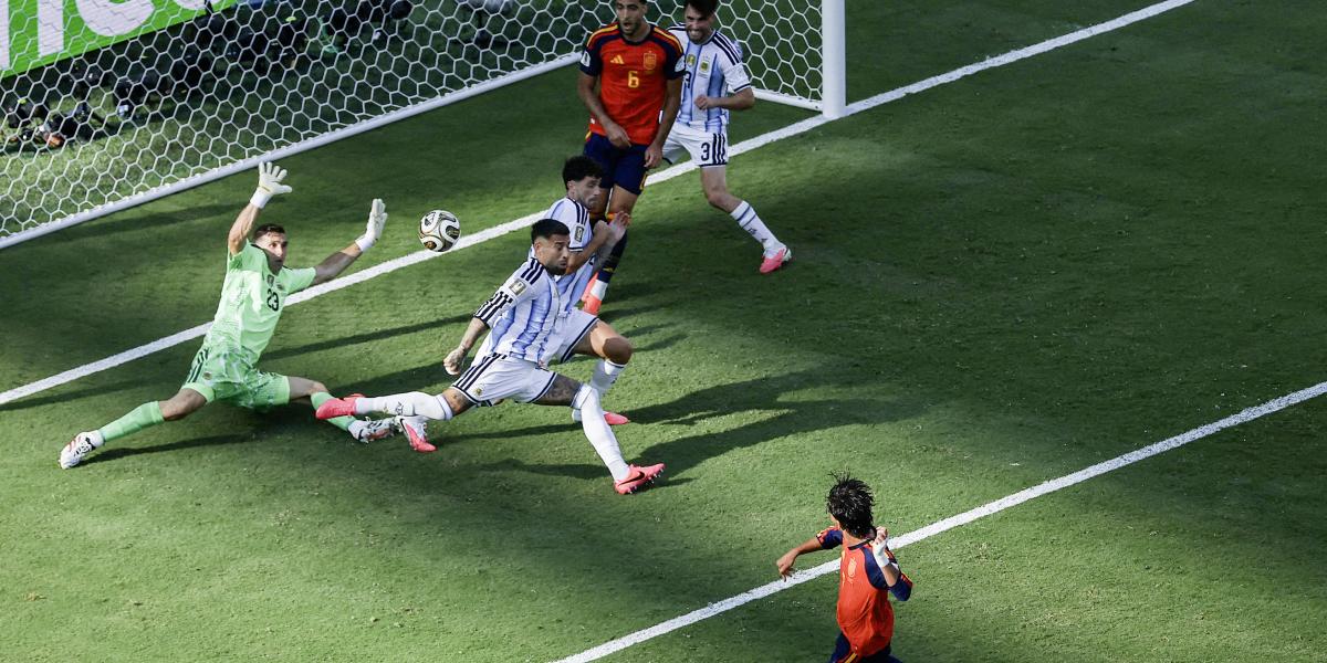 Ferran Torres mindent eldöntő gólja is felkerült a tizenkettes listára