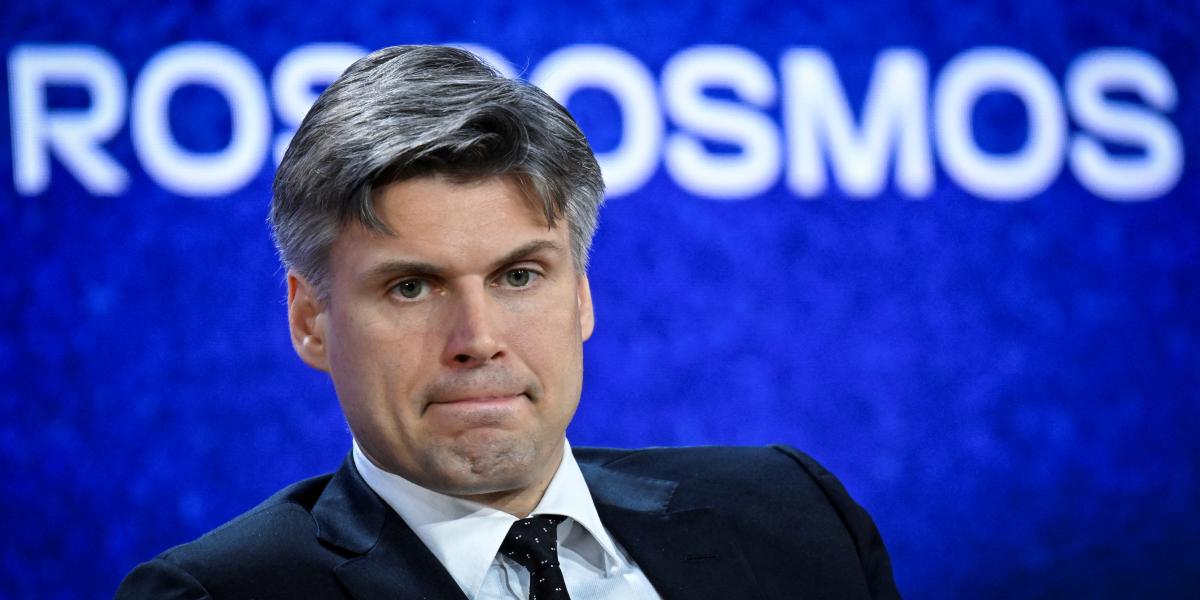 Dmitrij Bakanov Roszkozmosz-vezérigazgató 2026 áprilisában egy moszkvai fórumon. Ez most eléggé fájhatott
