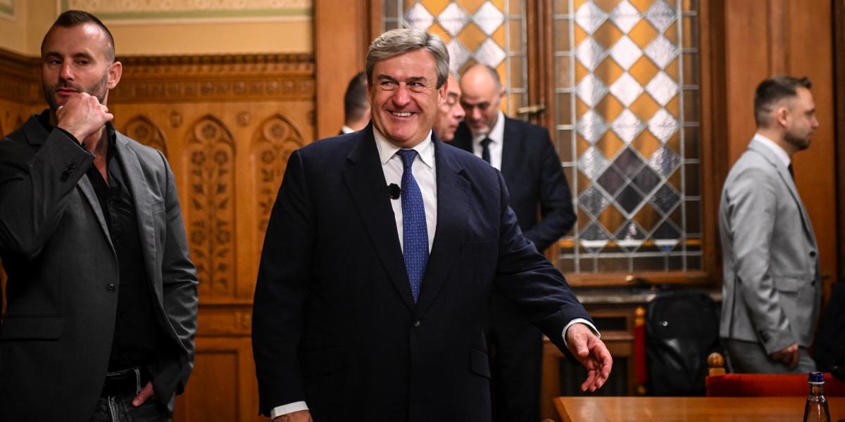 Kapitány István gazdasági és energetikai miniszter