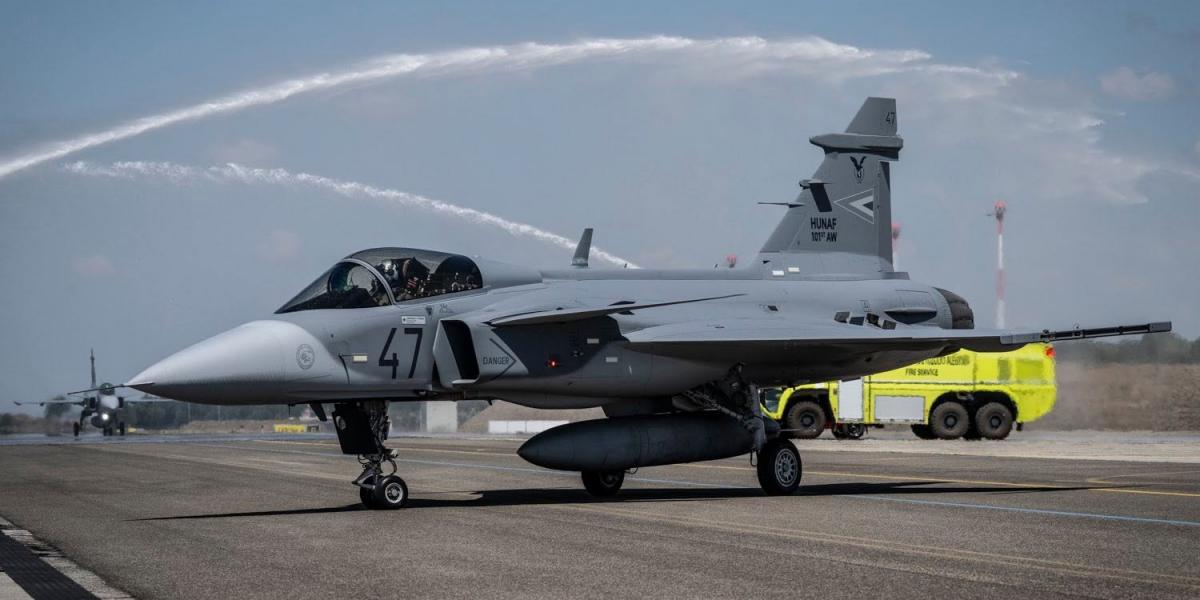 Képünk illusztráció, Gripen kecskeméti vitéz Szentgyörgyi Dezső 101. Repülődandár bázisán