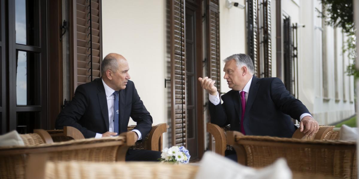 Orbán Viktor és Janez Jansa a Karmelita kolostorban 2023. május 4-én 