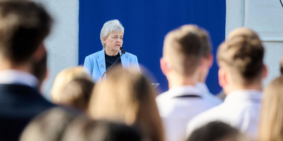 Lannert Judit oktatási és gyermekügyi miniszter a 2026/27-es tanévet Nagykanizsán a Dr. Mező Ferenc Gimnáziumban nyitotta meg 