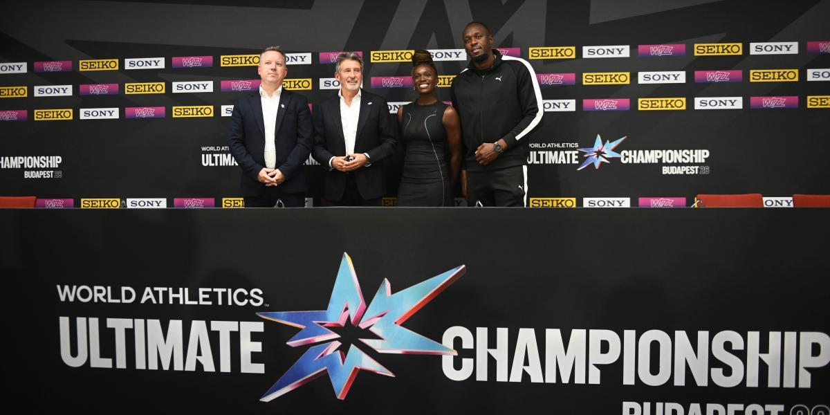 Pósfai Gábor belügyminiszter, Sebastian Coe, a Nemzetközi Atlétikai Szövetség (WA) elnöke, Dawn Harper-Nelson olimpiai bajnok amerikai atléta és Usain Bolt világ- és olimpiai bajnok jamaicai atléta (b-j) az atlétikai világdöntő sajtótájékoztatóján a budap