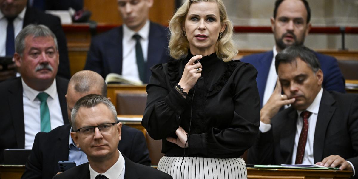 Juhász Hajnalka, a KDNP képviselője napirend előtt szólal fel az Országgyűlés plenáris ülésén 2026. szeptember 22-én.