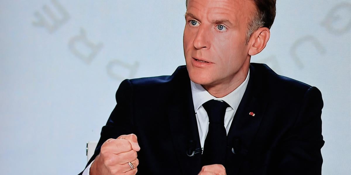 Emmauel Macron francia elnök interjút ad a France 2 köztévének és a TF1 kereskedelmi csatornának