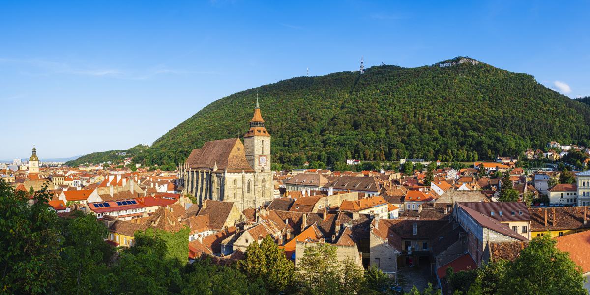 Képünk illusztráció, Brassó látképe