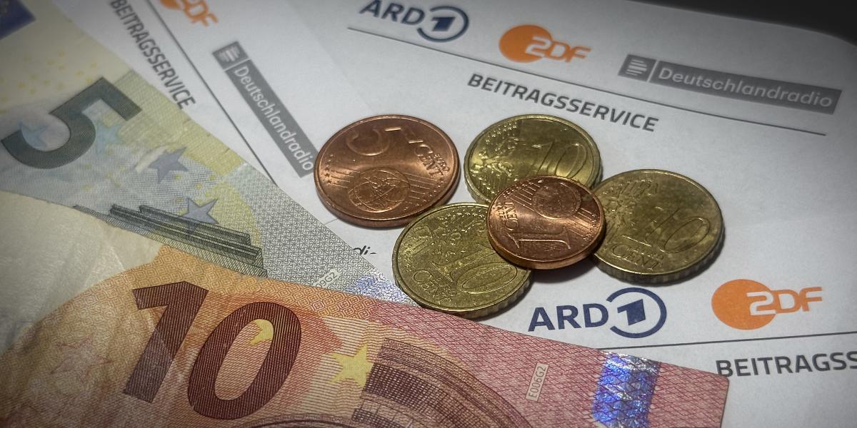 Az aggasztó francia költségvetési helyzet az eurót is megviseli