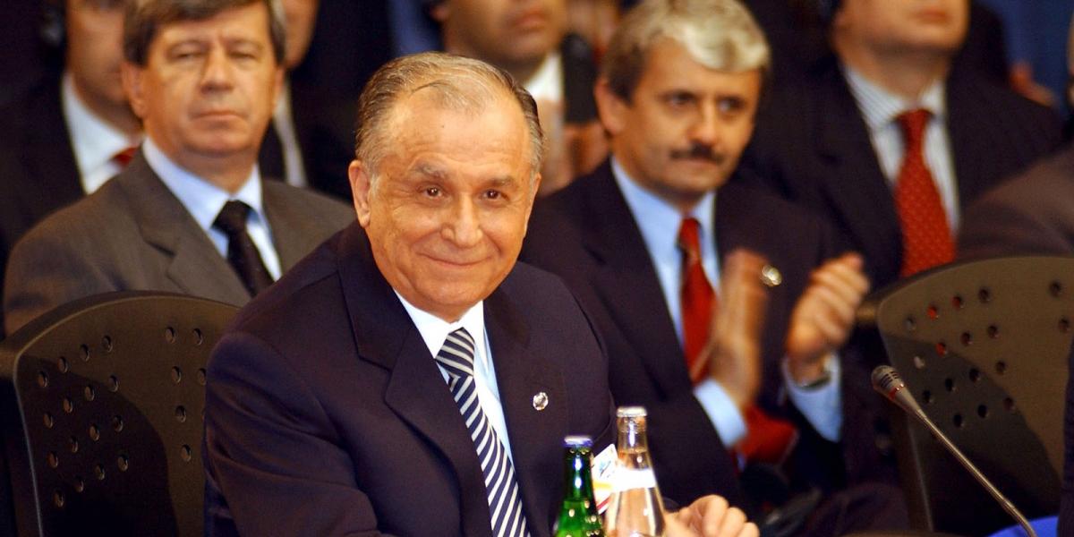 Román részről Ion Iliescu korábbi elnök írta alá a két ország közötti alapszerződést 1996-ban FOTÓ: EUROPRESS/GETTY IMAGES