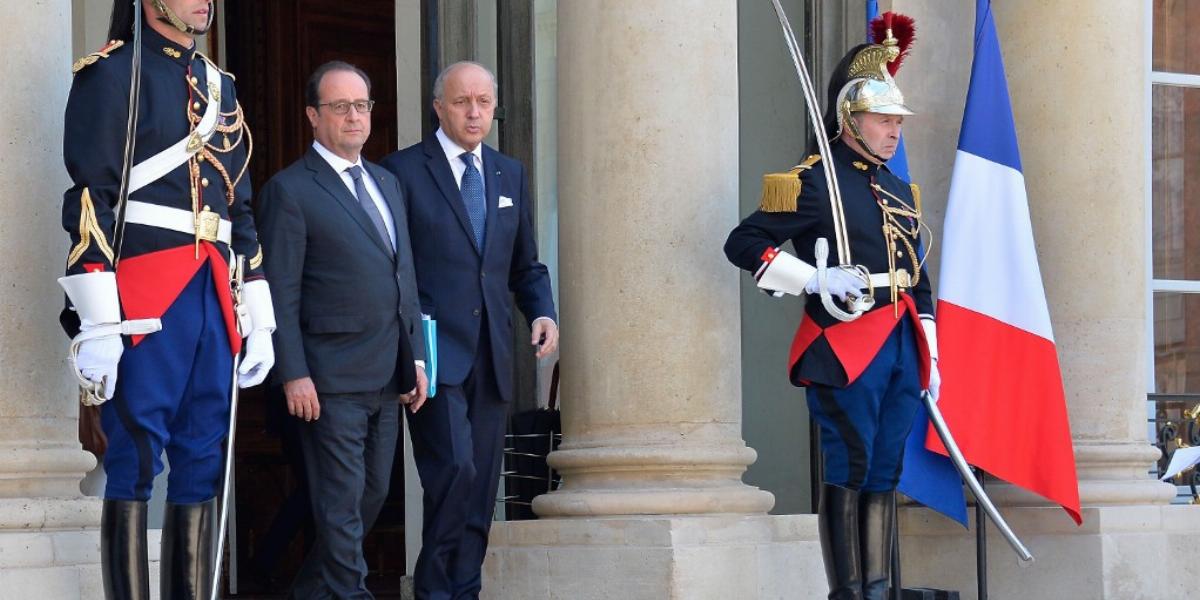 Francois Hollande és Laurent Fabius – egymást követték a tanácskozások az Élysée-palotában FOTÓ: EUROPRESS/GETTY IMAGES/AURELIEN